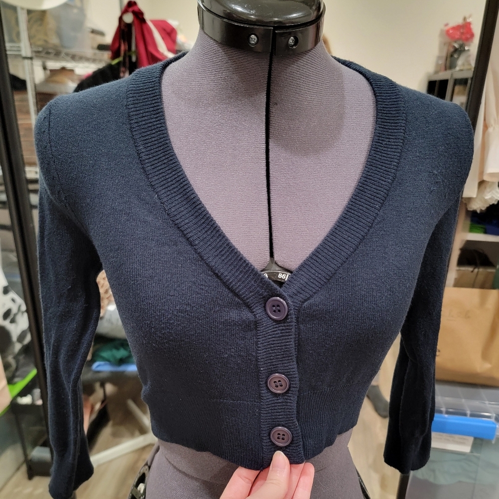 Mak Cropped cardigan navy color